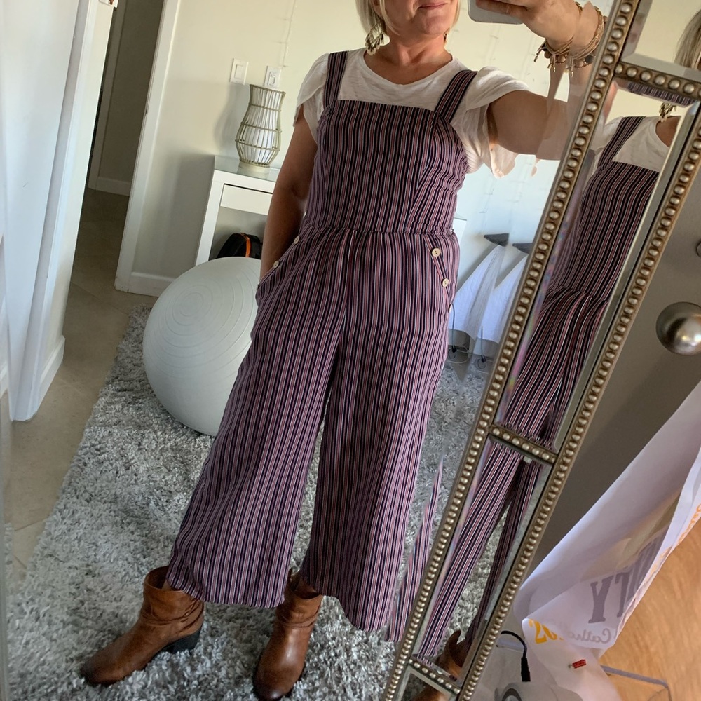 Wide leg cropped Jumpsuit